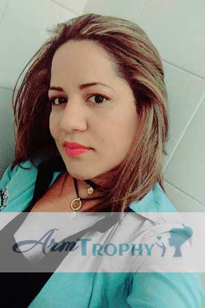 175488 - Noemy Age: 33 - Colombia