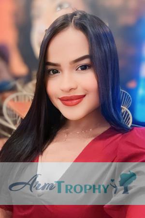 215388 - Angie Age: 27 - Colombia