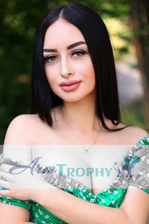 215885 - Alina Age: 25 - Ukraine