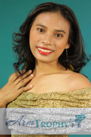 217055 - Laila Age: 27 - Philippines
