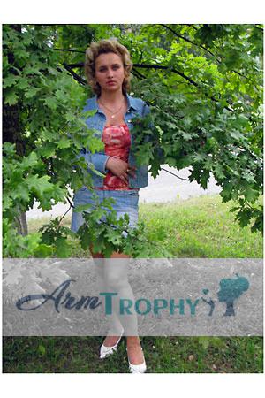 100595 - Elena Age: 42 - Russia