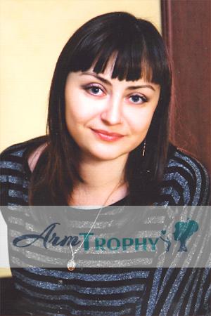 101287 - Elena Age: 42 - Russia