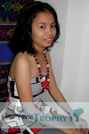 102007 - Charlyn Age: 38 - Philippines