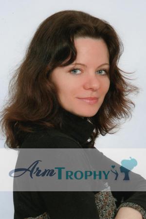 102862 - Elena Age: 45 - Russia