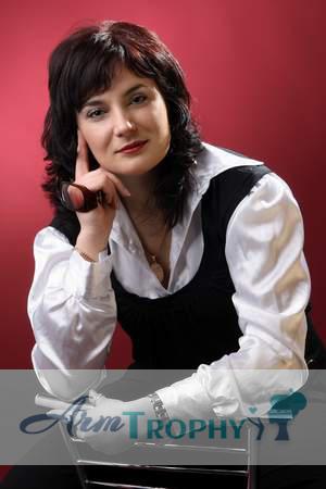102957 - Yarina Age: 36 - Ukraine