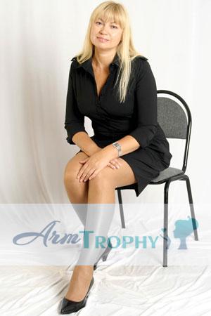 105103 - Elena Age: 56 - Russia