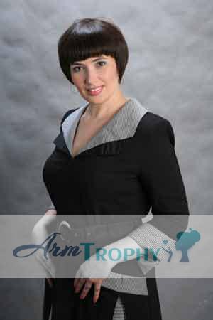 106184 - Svetlana Age: 48 - Russia