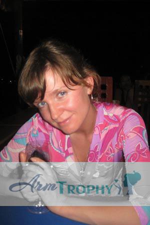 108353 - Elena Age: 39 - Russia