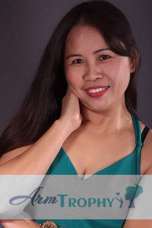 108819 - Rowena Age: 51 - Philippines