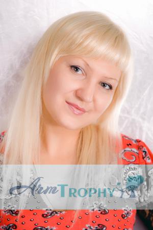 109227 - Veronika Age: 43 - Russia