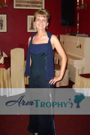 119700 - Oksana Age: 42 - Russia