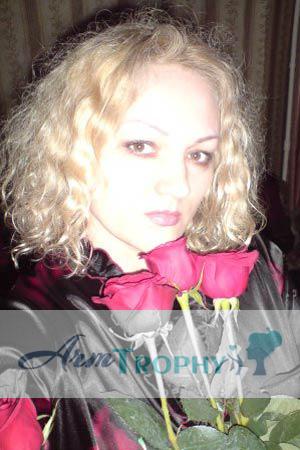 121093 - Vlada Age: 41 - Russia