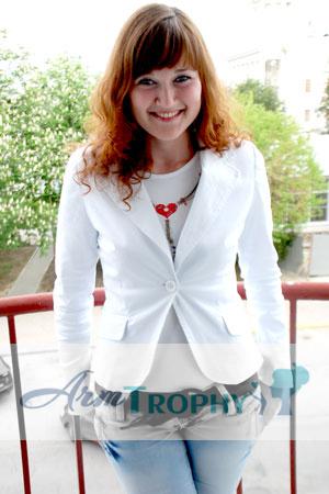 122553 - Elena Age: 33 - Ukraine