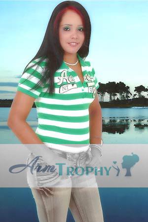 124018 - Lidia Age: 43 - Dominican Republic