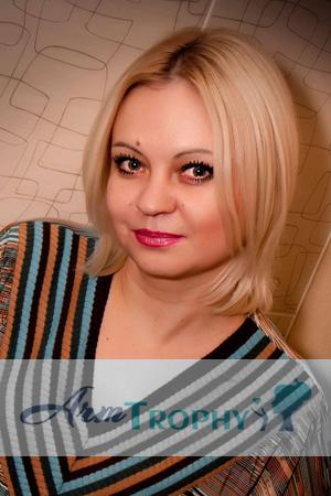 136041 - Oksana Age: 43 - Ukraine