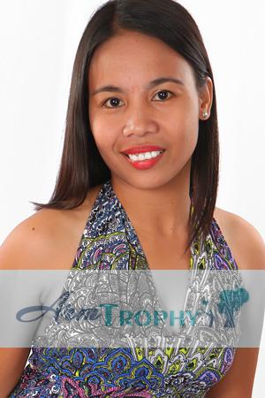 136130 - Gina Age: 40 - Philippines