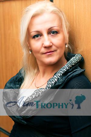 136828 - Oksana Age: 52 - Ukraine