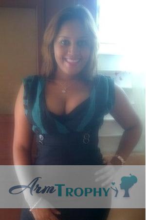 139357 - Carolina Age: 34 - Dominican Republic