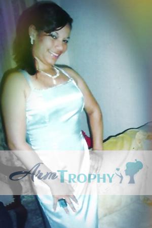 139649 - Julia Age: 35 - Dominican Republic