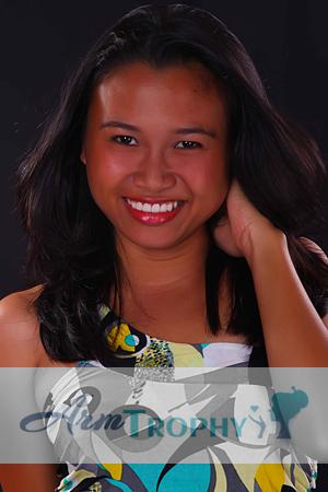 140231 - Junna Mae Age: 26 - Philippines