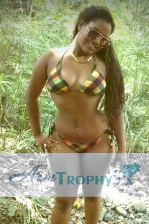 141163 - Solanyi Age: 30 - Dominican Republic
