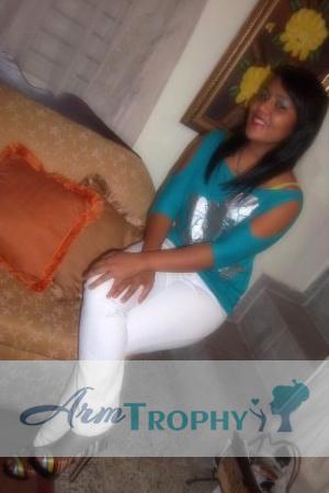 141439 - Yahaira Age: 29 - Dominican Republic