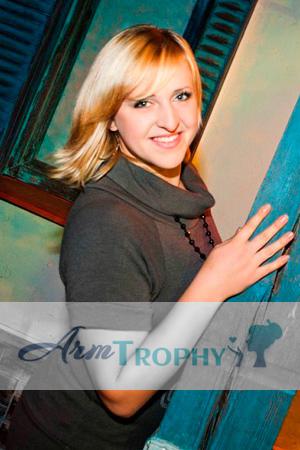 142280 - Lyudmila Age: 30 - Ukraine