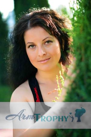 144397 - Lesya Age: 38 - Ukraine