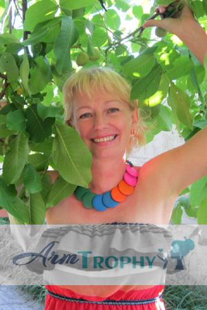151185 - Yevgeniya Age: 50 - Ukraine