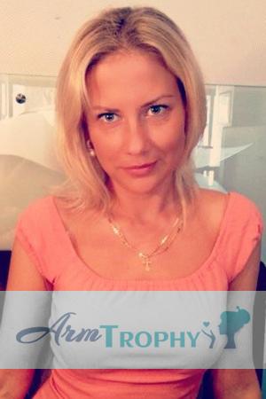 158415 - Maria Age: 42 - Russia
