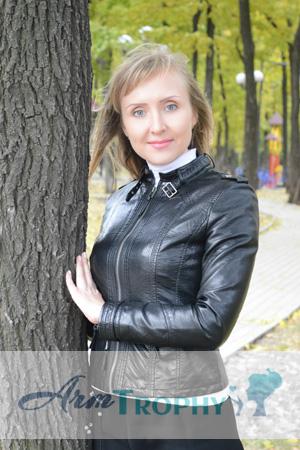 159117 - Yulia Age: 43 - Ukraine