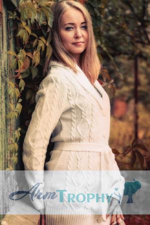 160013 - Evgenia Age: 41 - Russia