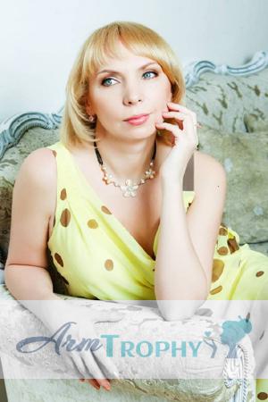 161320 - Elena Age: 51 - Russia