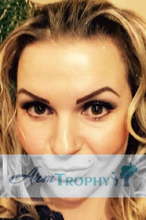 161964 - Olesya Age: 38 - Russia