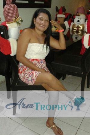 163103 - Josefa Age: 54 - Colombia