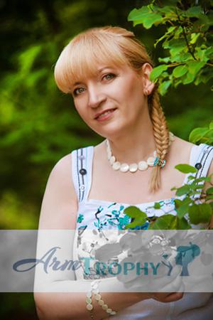 163204 - Elena Age: 59 - Ukraine