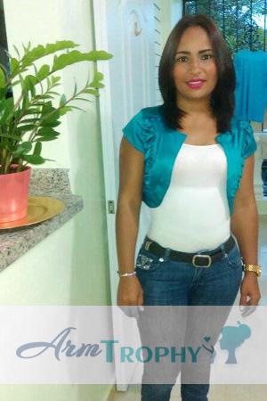 164567 - Teofila Age: 37 - Dominican Republic