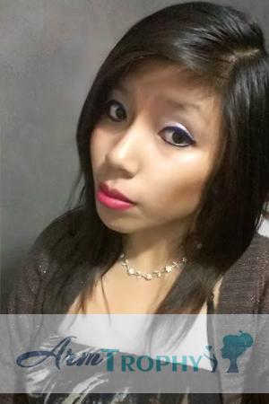 164773 - Jesenia Age: 29 - Chile