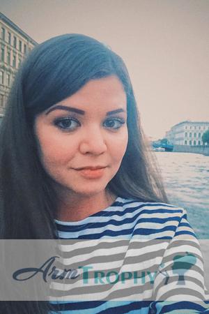 167760 - Oksana Age: 35 - Russia
