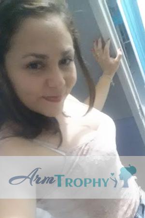 169894 - Yuli Age: 38 - Colombia