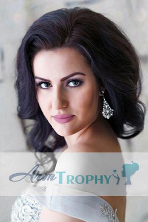 171413 - Adeliya Age: 33 - Russia