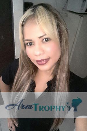 172349 - Yurleidis Age: 35 - Colombia