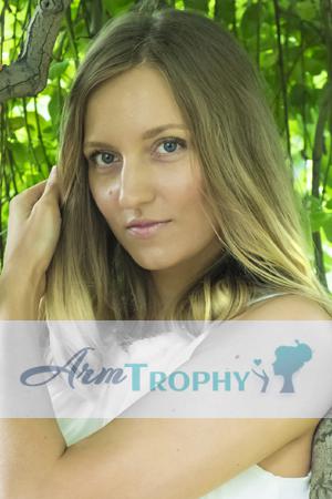 172460 - Evgenia Age: 35 - Russia