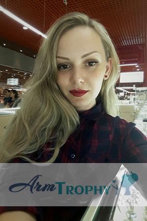 172746 - Elena Age: 36 - Russia