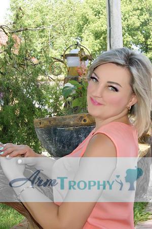 173975 - Larisa Age: 40 - Ukraine