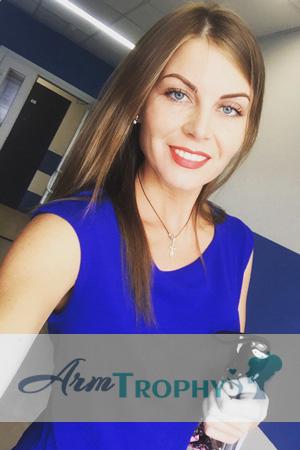 175255 - Olga Age: 35 - Russia