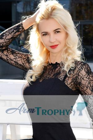 175404 - Alena Age: 38 - Ukraine