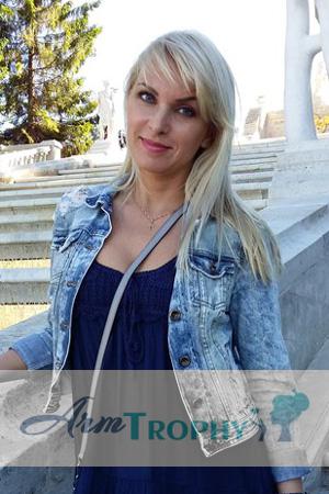 175567 - Elena Age: 41 - Russia