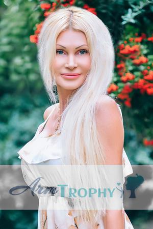 175710 - Valentina Age: 48 - Ukraine