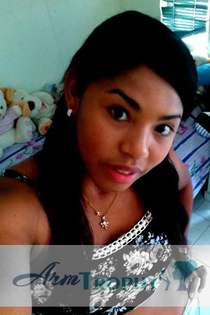 176245 - Katherine Age: 28 - Colombia